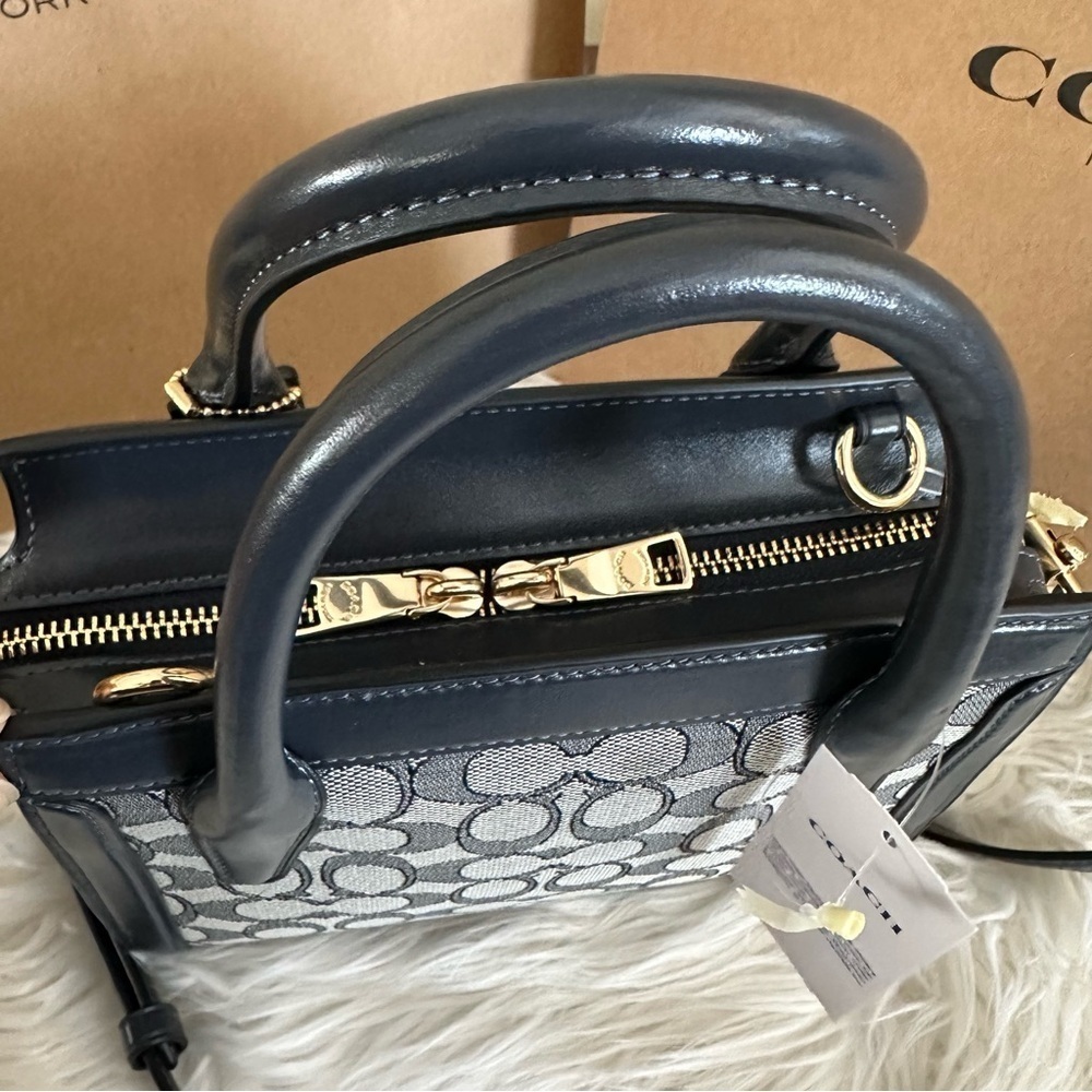New Coach Andrea Carryall Bag In Signature Jacquard satchel bag - Picture 5 of 15